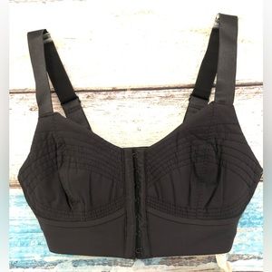 ⚡️⚡️Fabletics Inés Low Impact Sports Bra Molded Cups 3D-stitched Details XS XXS